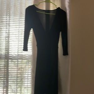 Black dress, perfect for work or dates